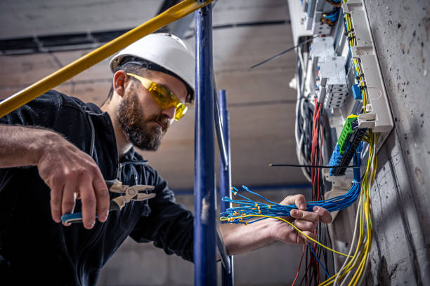 Best Affordable Electrician  in Pomeroy, WA